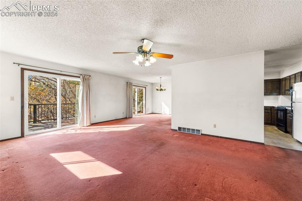 7 Escondido Valle