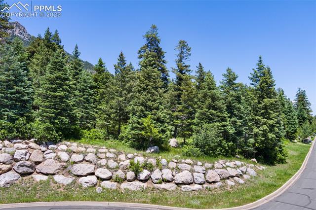 5070 Broadlake View