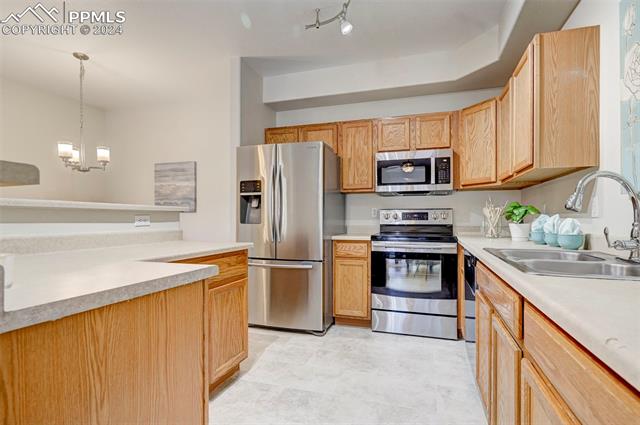 2094 Legacy Ridge View 107