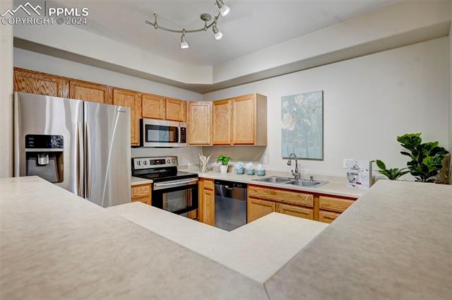 2094 Legacy Ridge View 107