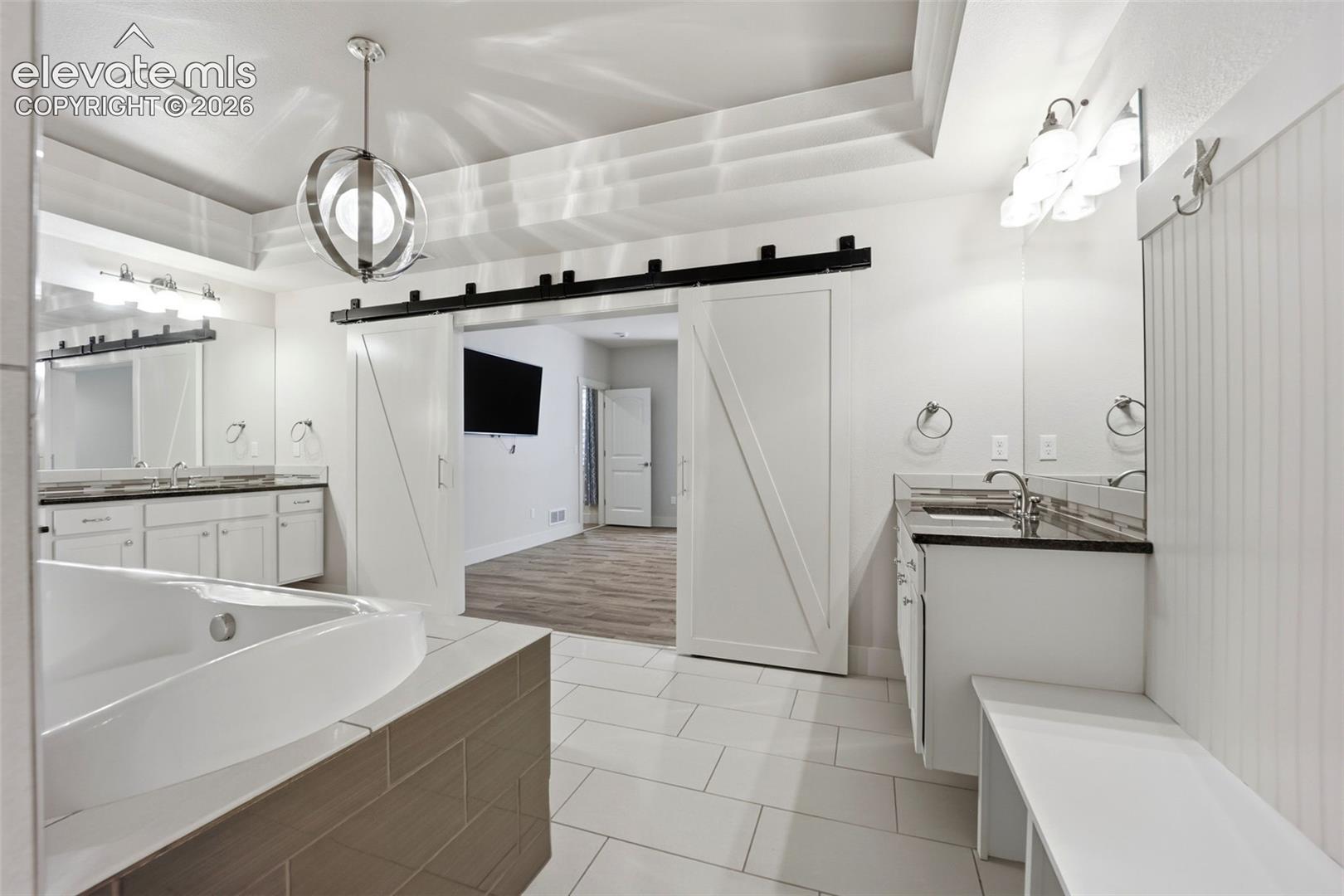 1602 Gold Hill Mesa Drive