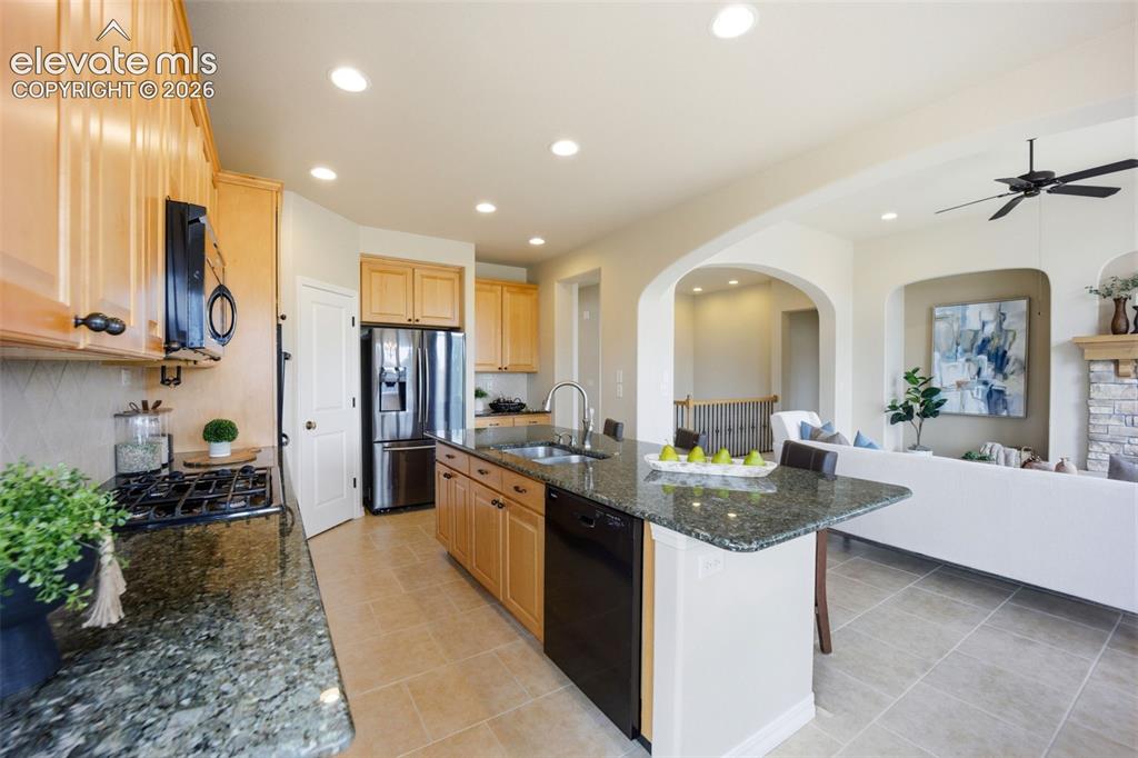 4945 Mushroom Rock Court