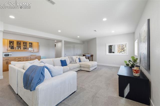 1915 Hunters Point Lane