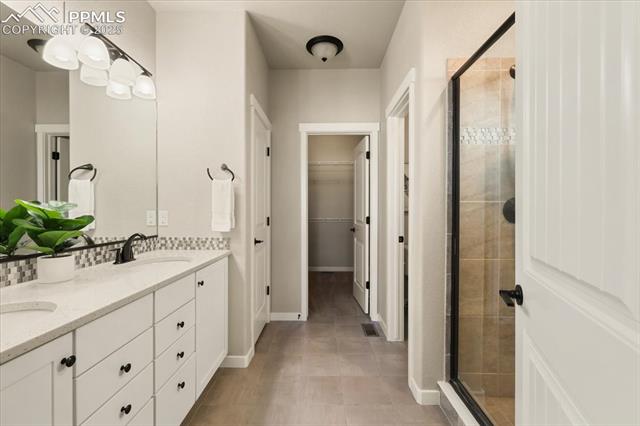 2603 Grand Prix Court