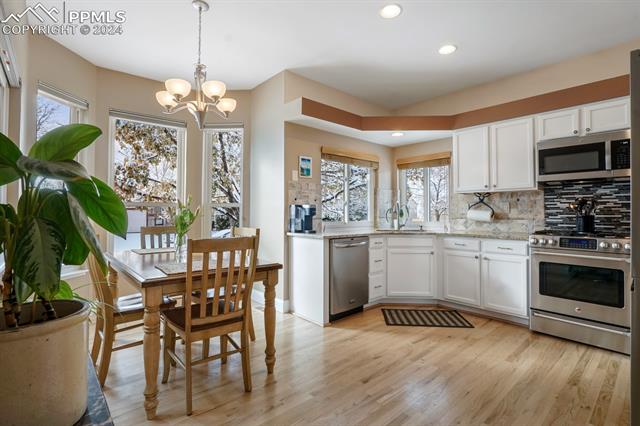 6942 Bonnie Brae Lane