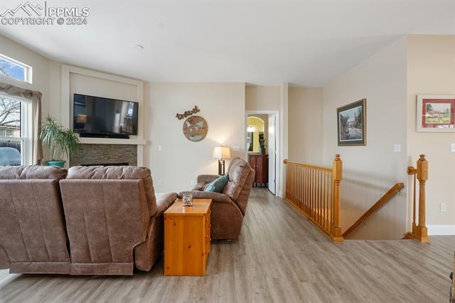 6942 Bonnie Brae Lane