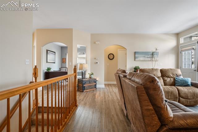 6942 Bonnie Brae Lane