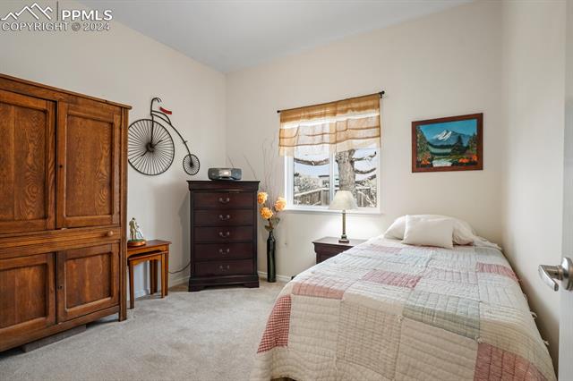 6942 Bonnie Brae Lane