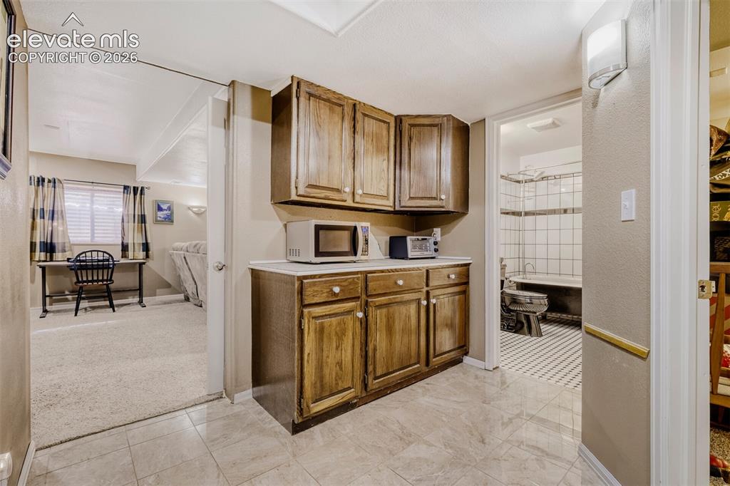 6707 Fountain Ridge Circle