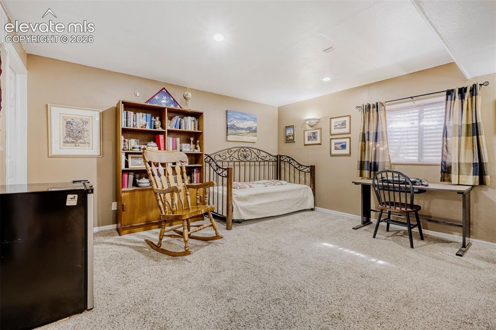 6707 Fountain Ridge Circle