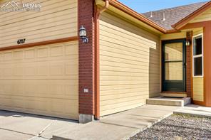 6707 Fountain Ridge Circle