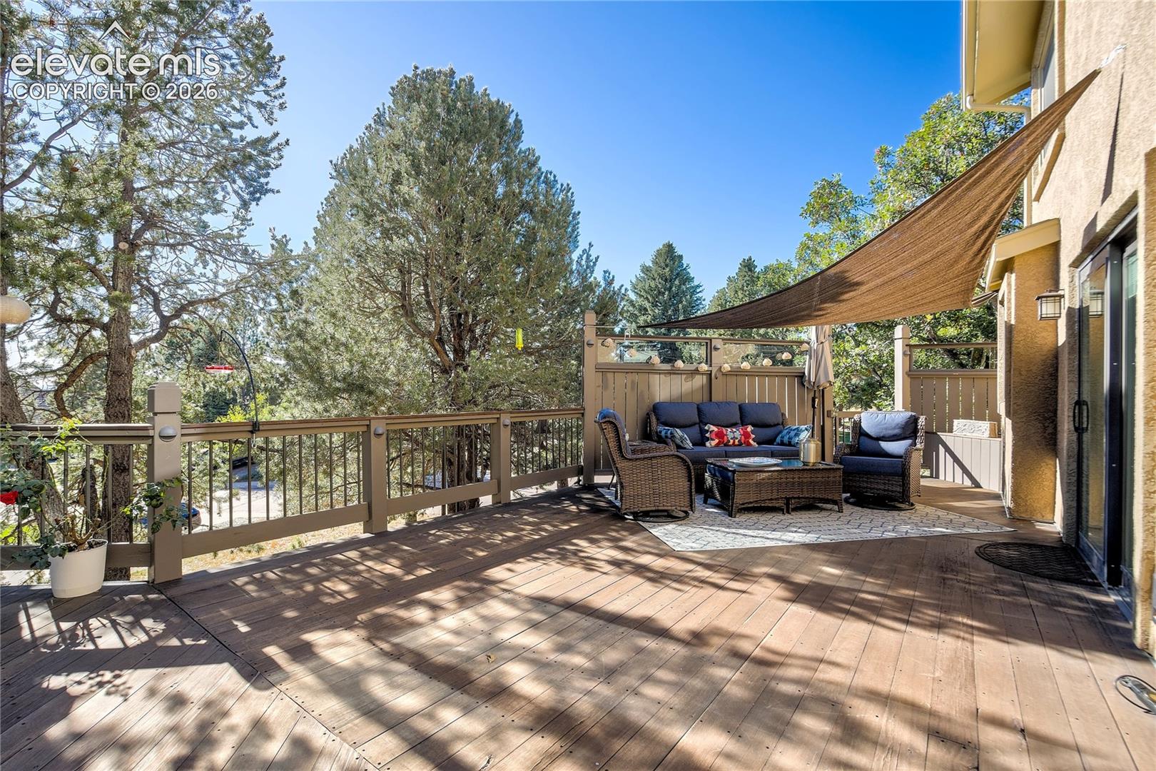 7215 Suntide Place