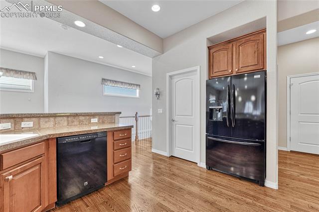 13682 PARADISE VILLAS Grove