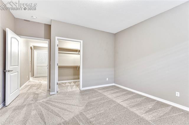 13682 PARADISE VILLAS Grove