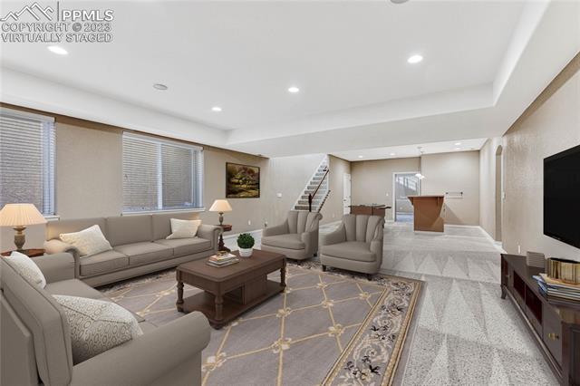 13682 PARADISE VILLAS Grove