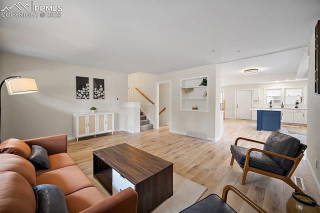 2507 Mount Vernon Street