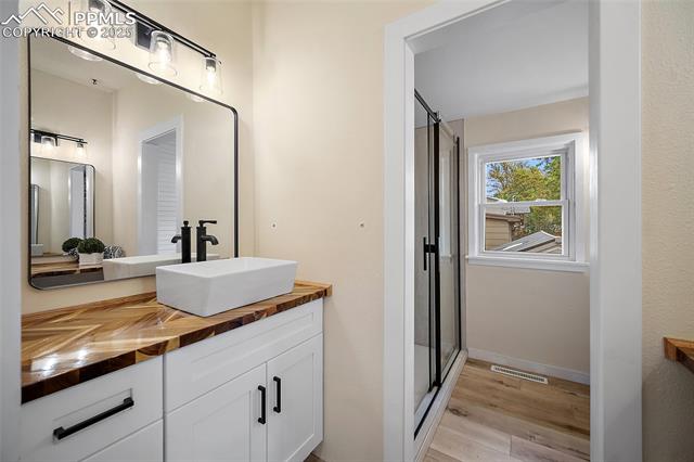 2507 Mount Vernon Street