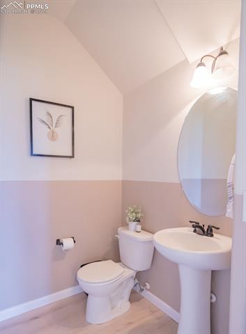 5253 Prominence Point