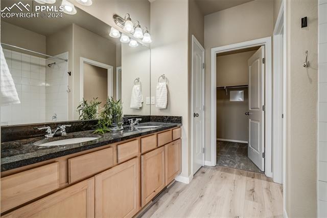 5253 Prominence Point