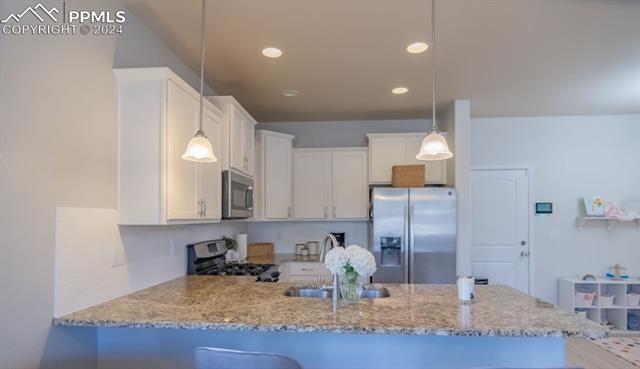 5253 Prominence Point