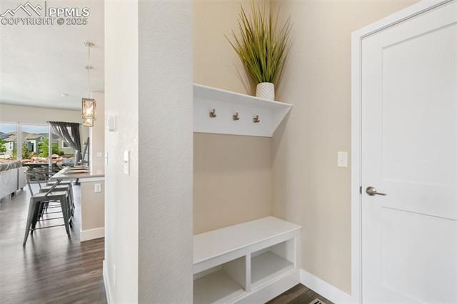 6532 Twin Falls Court