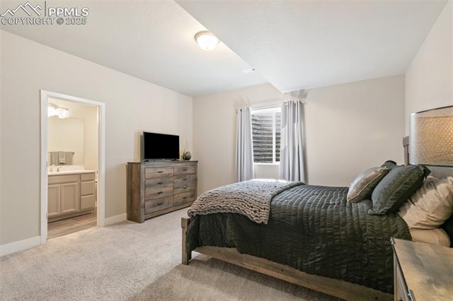 6532 Twin Falls Court