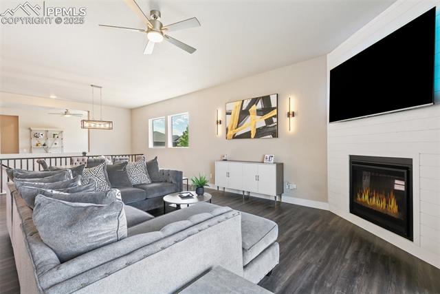6532 Twin Falls Court