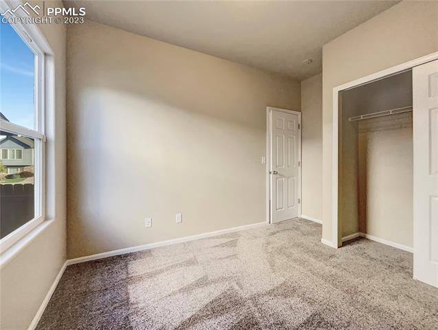 6974 Red Cardinal Loop