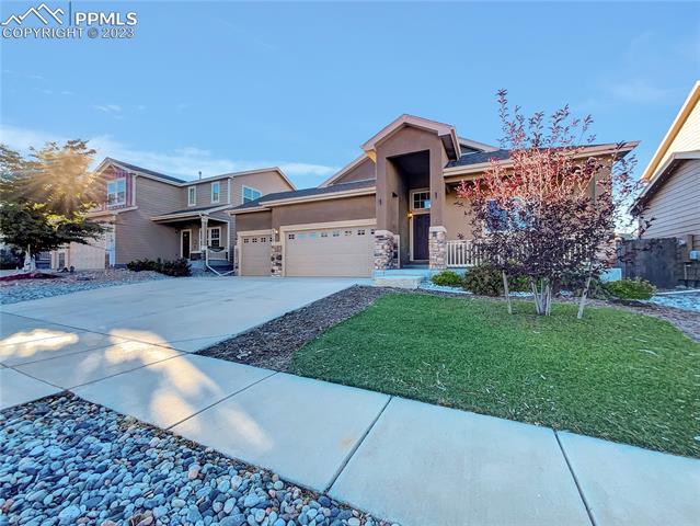 6974 Red Cardinal Loop