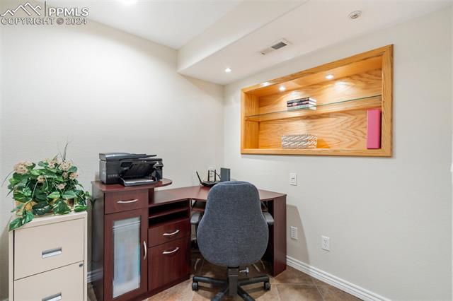 4895 Turning Leaf Way