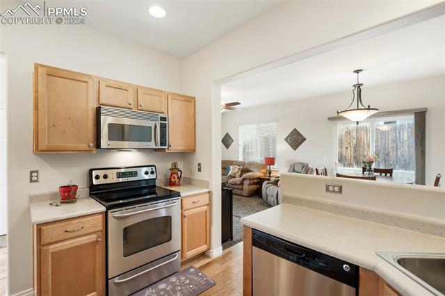 4895 Turning Leaf Way