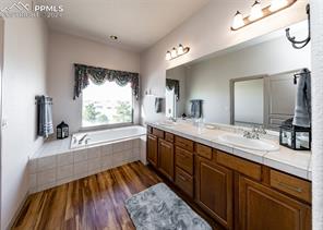 7625 Clovis Way