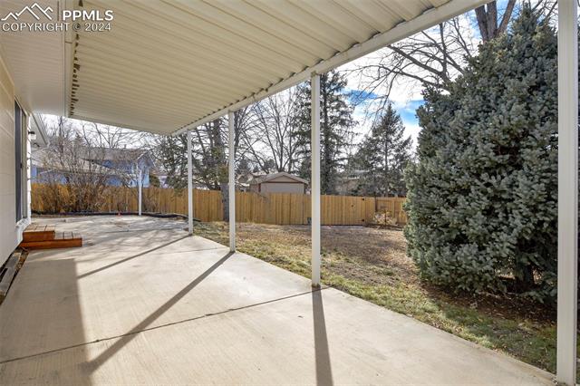 1560 Robidoux Circle