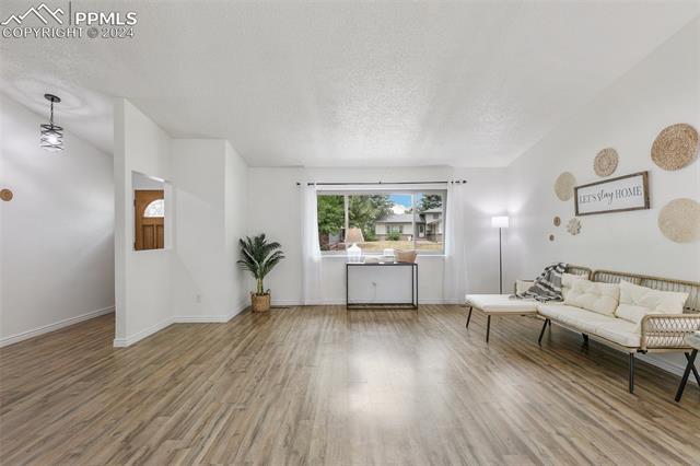 5439 Saddle Horn Avenue