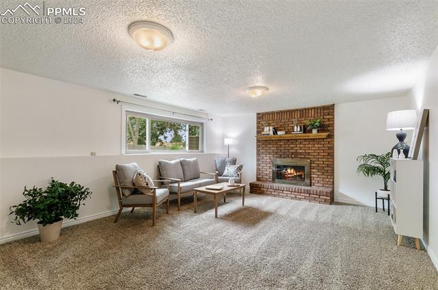 5439 Saddle Horn Avenue