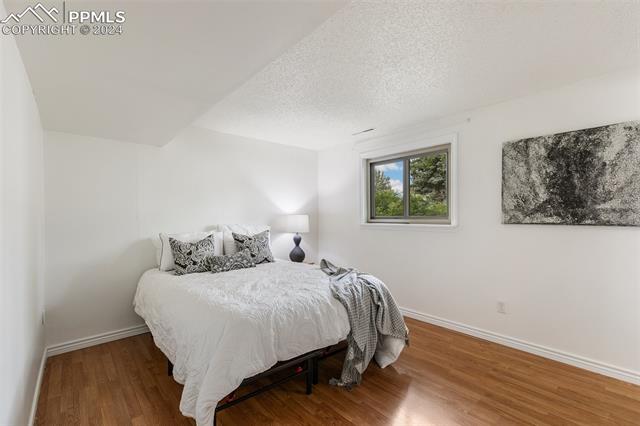 5439 Saddle Horn Avenue