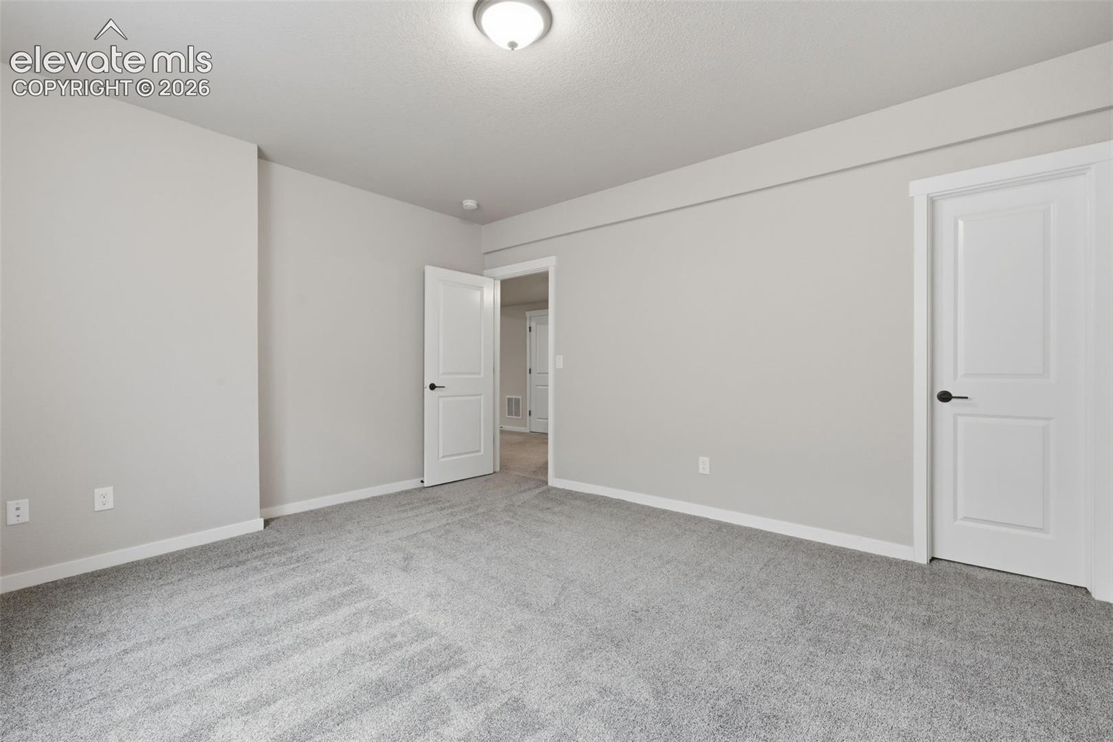 1091 Parkline Lane