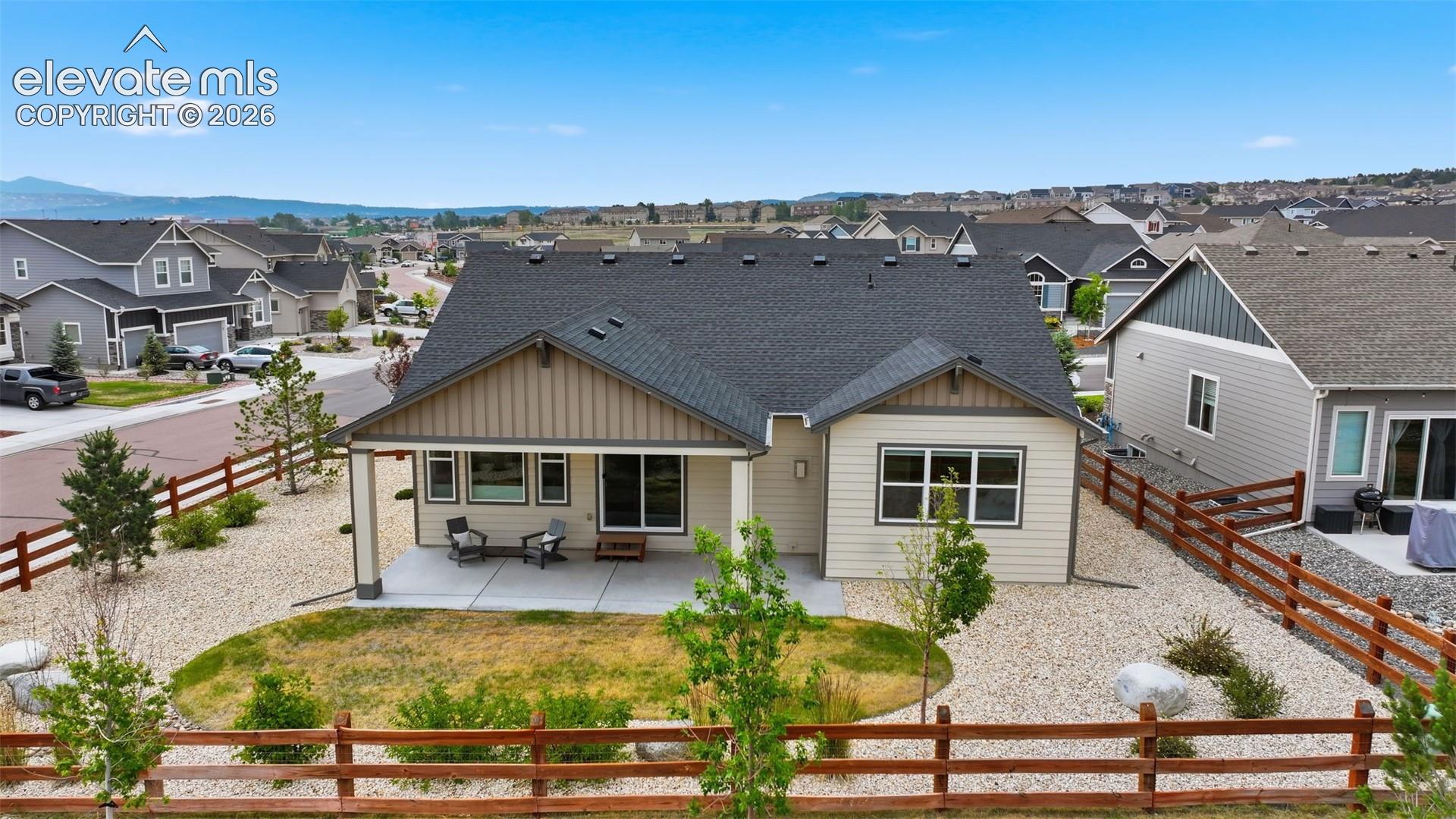 1091 Parkline Lane