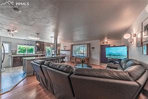 1505 Holmes Drive