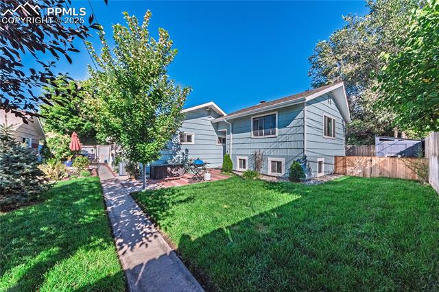 1505 Holmes Drive