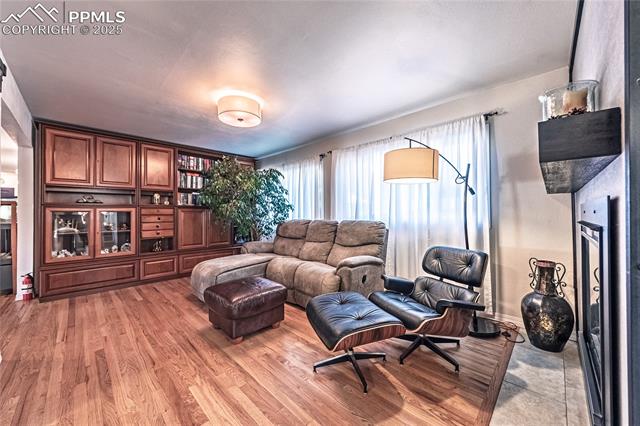 1505 Holmes Drive