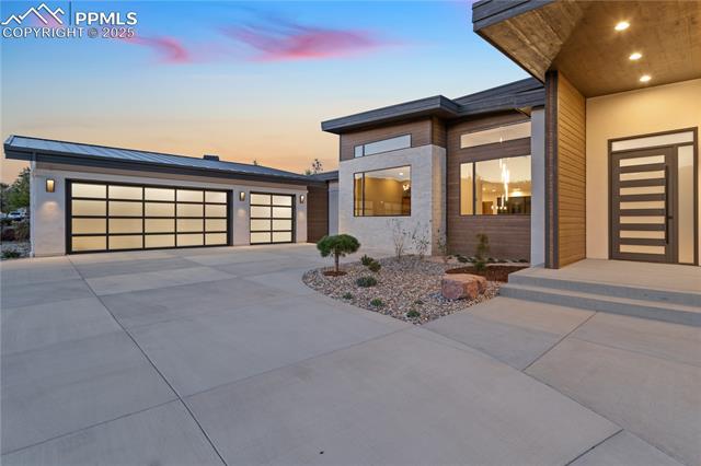 3685 Hill Circle
