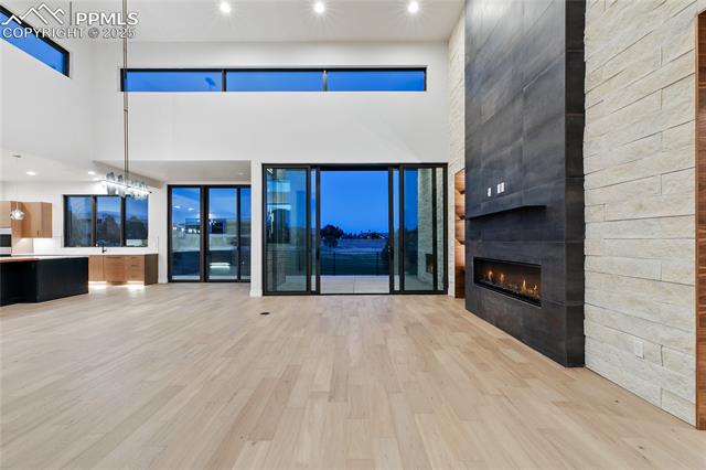 3685 Hill Circle