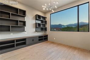 3685 Hill Circle