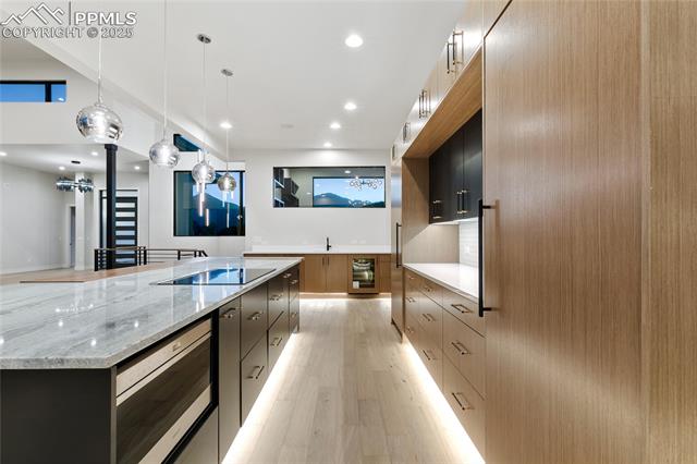 3685 Hill Circle