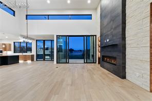 3685 Hill Circle