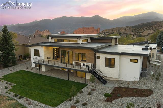3685 Hill Circle