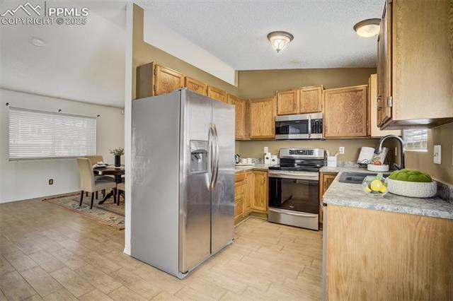 6410 Fall River Drive