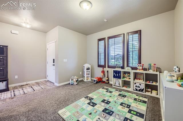 3094 Golden Meadow Way