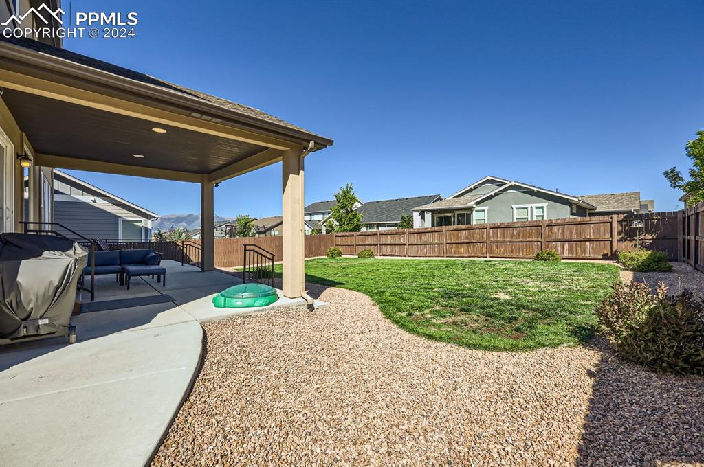 3094 Golden Meadow Way